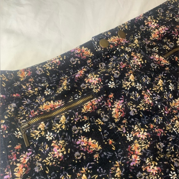 Mossimo Corduroy Skirt - Picture 6 of 9